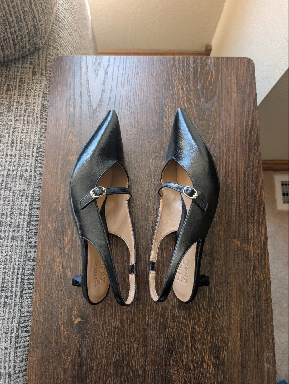 Naturalizer Grayson Black Faux Leather Slingback Kitten Heel Dress Shoes